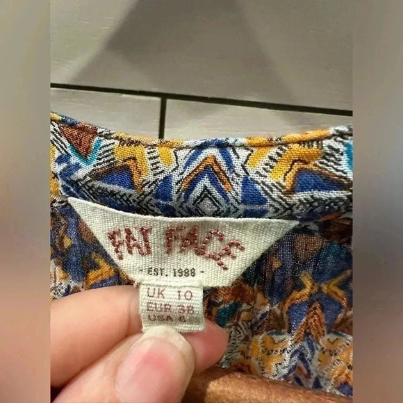 Fat Face Blouse- size 6 - Picture 2 of 6